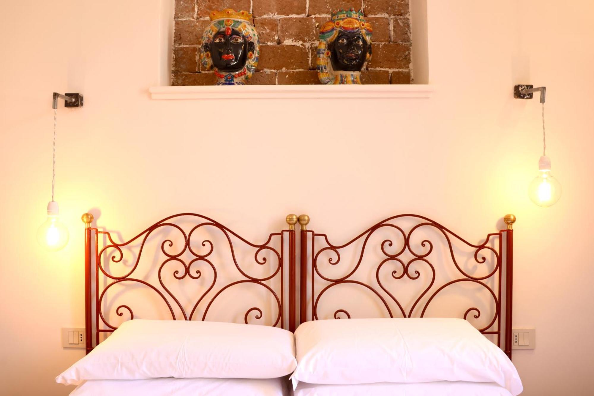 Holiday Lux Boutique Room CTA Room photo