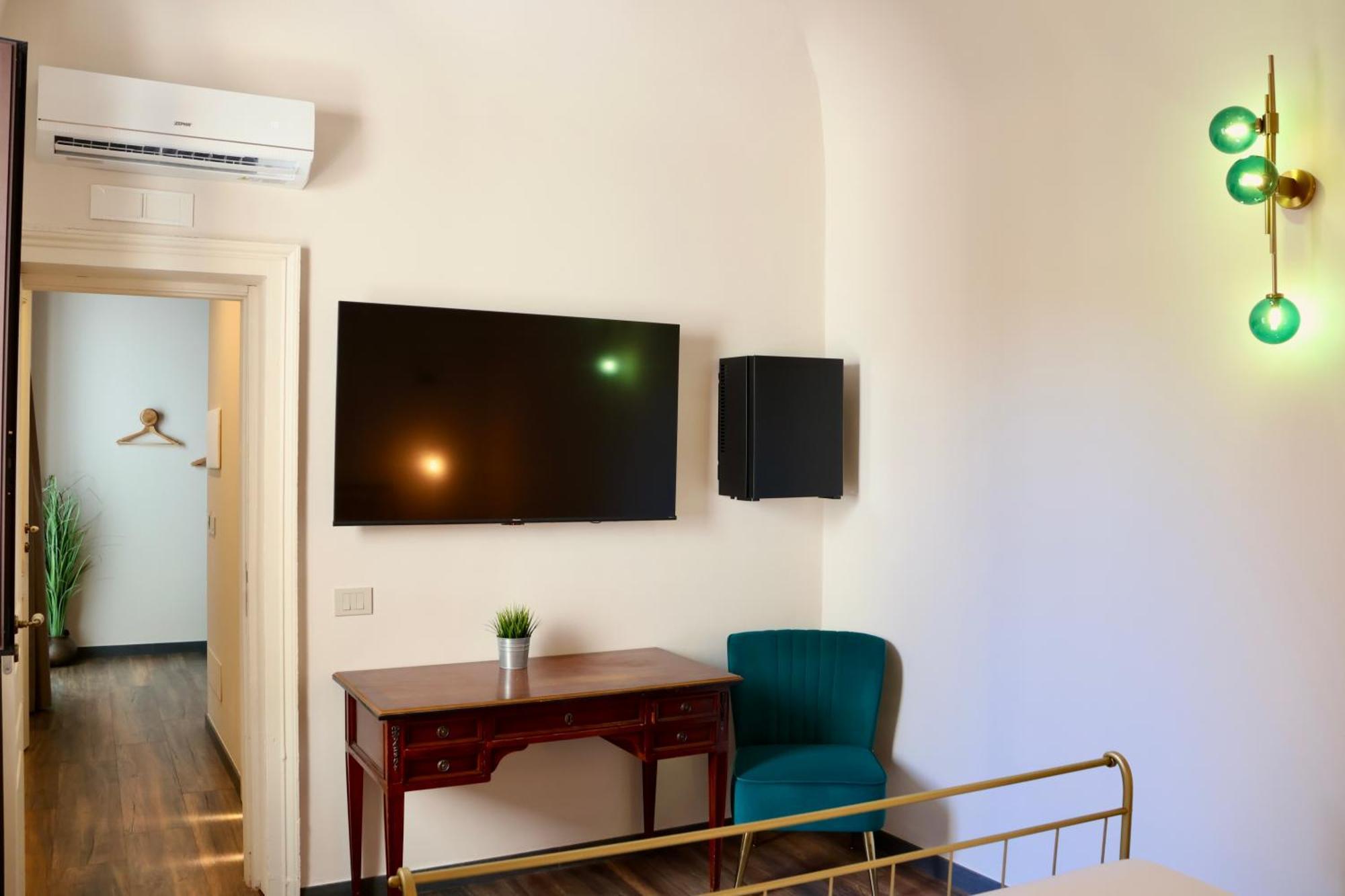 Holiday Lux Boutique Room CTA Room photo