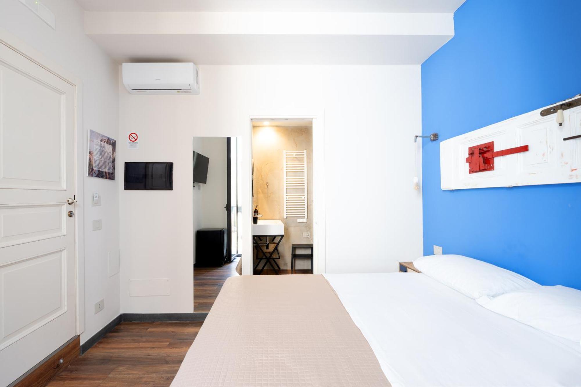 Holiday Lux Boutique Room CTA Exterior photo